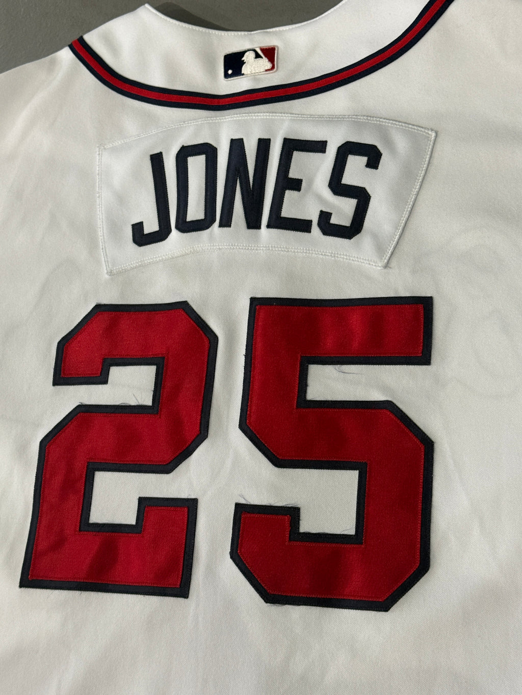 VTG ATL Braves A. Jones Jersey (2XL)