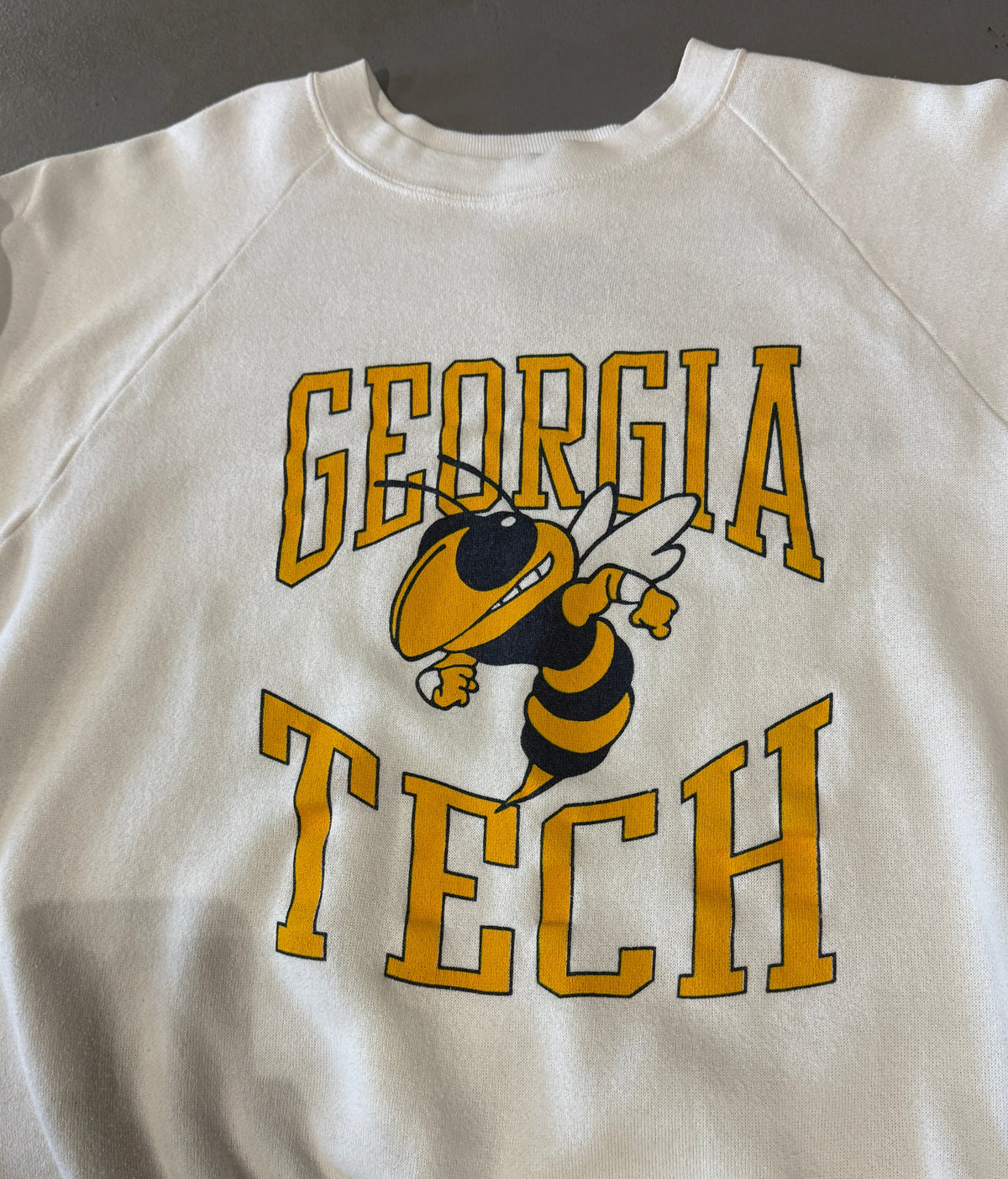 Georgia Tech Yellow Jackets Sweatshirt (L)