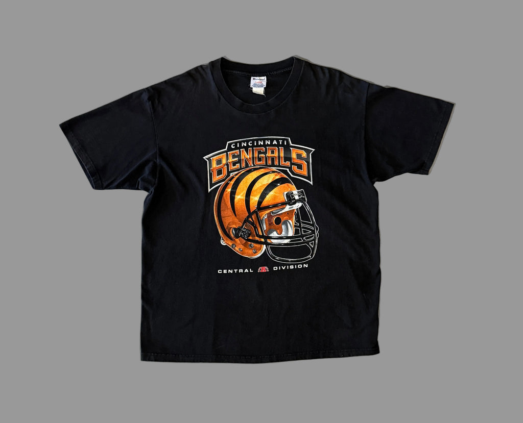 Cincinnati Bengals Helmet T-Shirt (XL)