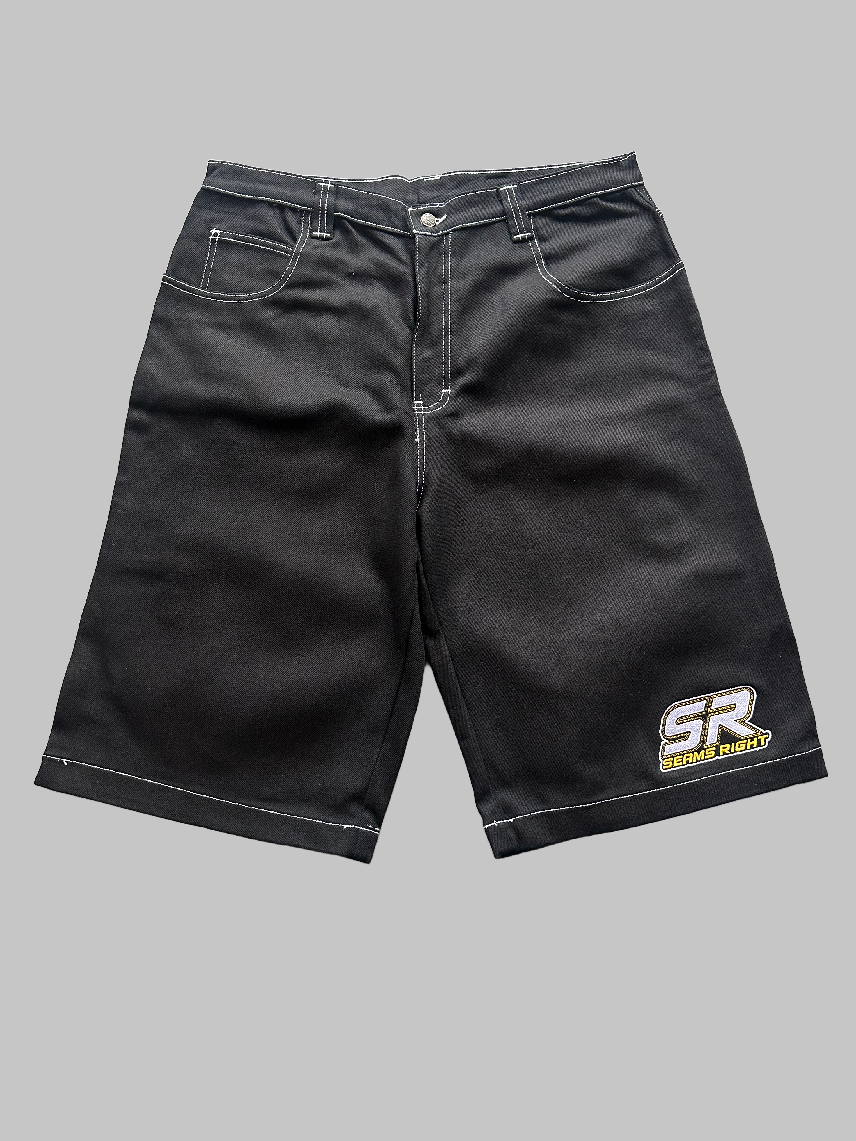 Seams Right Black Jorts